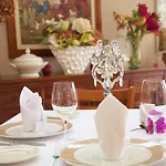 Augusta Eco Wellness 4 Superior Hotell 4*