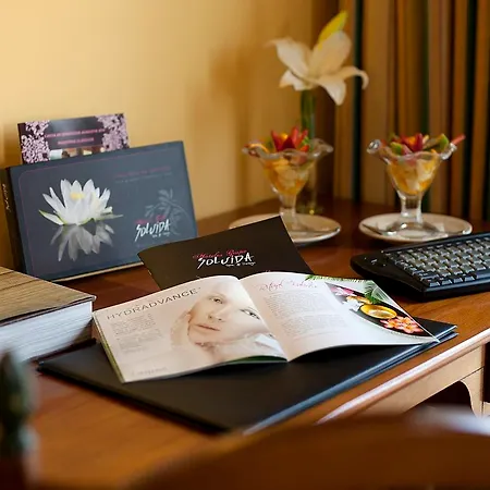 Augusta Eco Wellness 4 Superior 호텔 4*